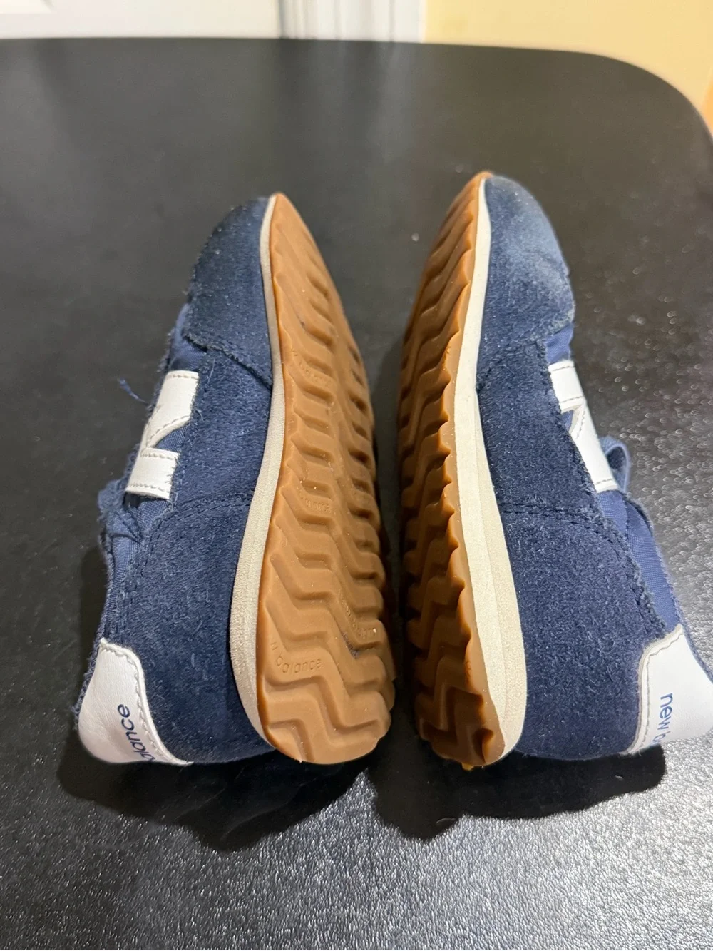 New Balance Navy and White Kids' Sneakers size 8